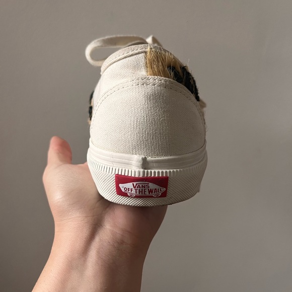 Leopard Vans - Picture 5 of 6